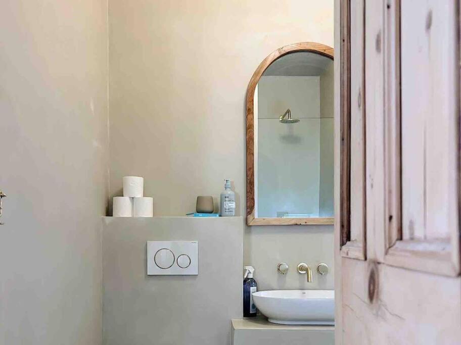 Luxury City Centre Townhouse - Sleeps 6 Chester Bagian luar foto