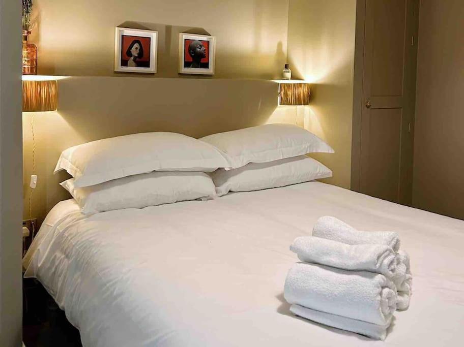 Luxury City Centre Townhouse - Sleeps 6 Chester Bagian luar foto